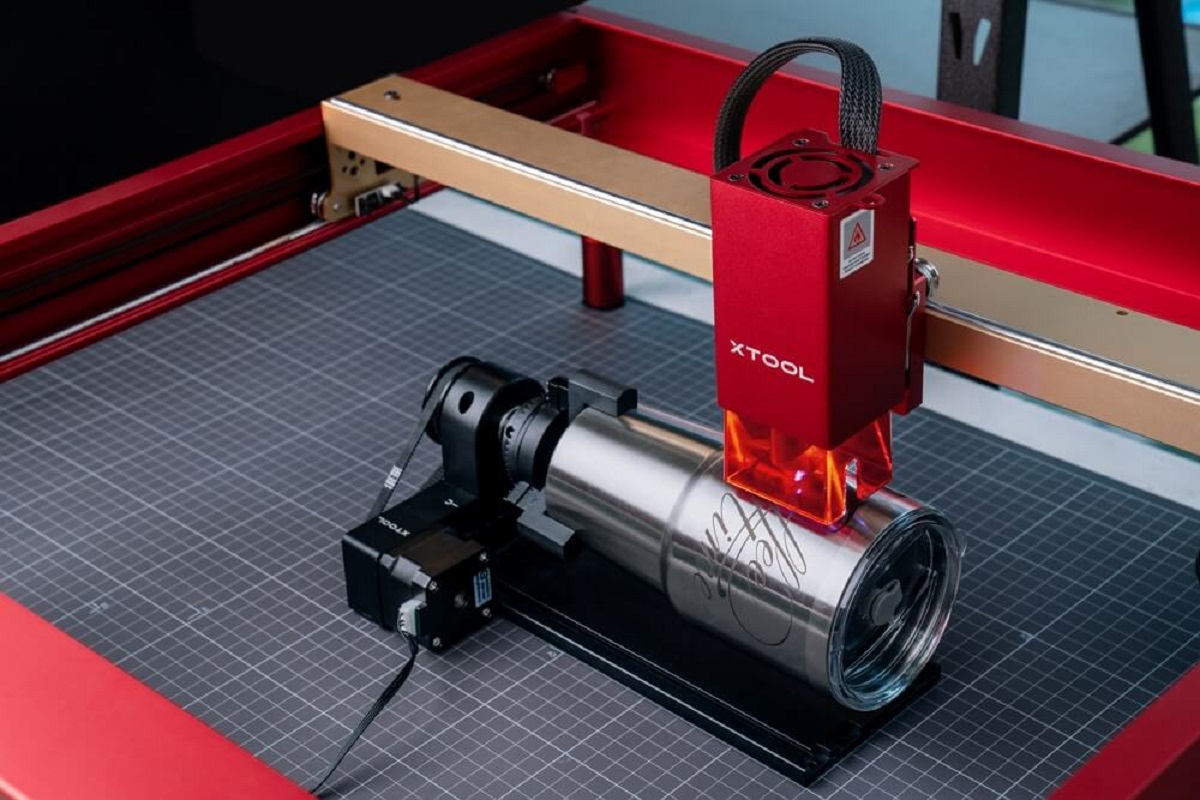 Laser engraver at work